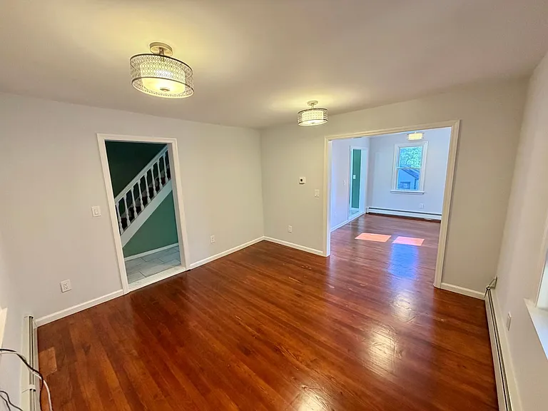 45 Woodcliff Ave — Photo 9