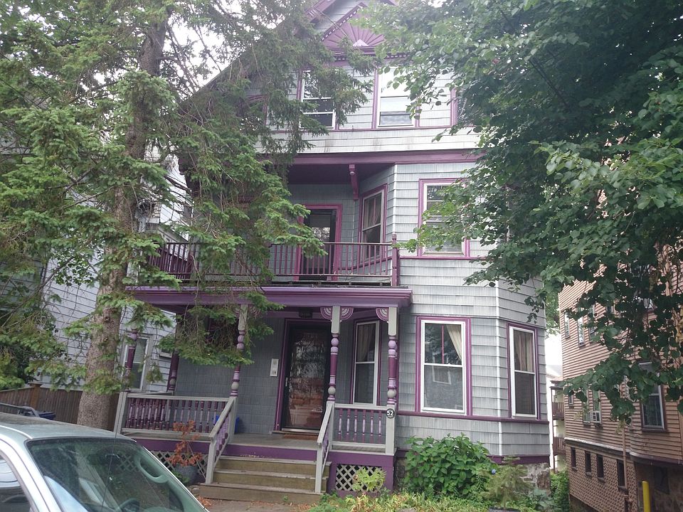 2nd image of 52 Wyman St