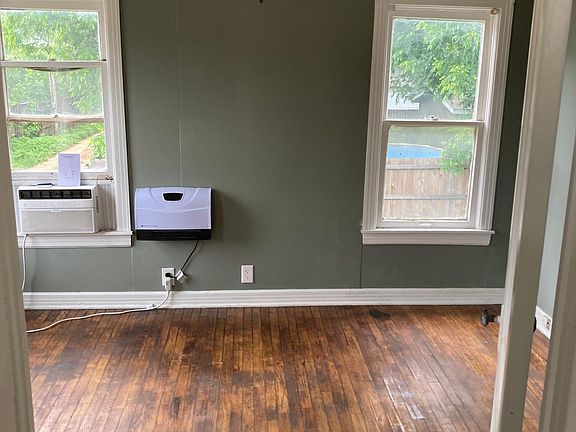 3rd image of 1337 Amarillo St