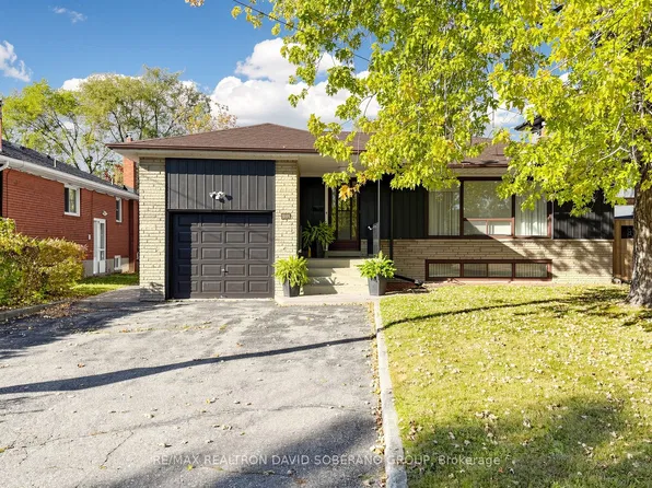 108 Kennard Ave, Toronto, ON M3H 4M4