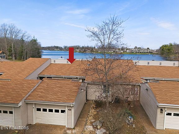 2nd image of 10 Woodland Ct