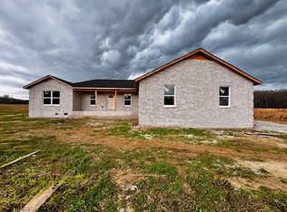 424 Old Clark Rd, Winchester, TN 37398