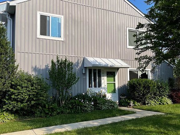 2nd image of 1009 Saber Ln