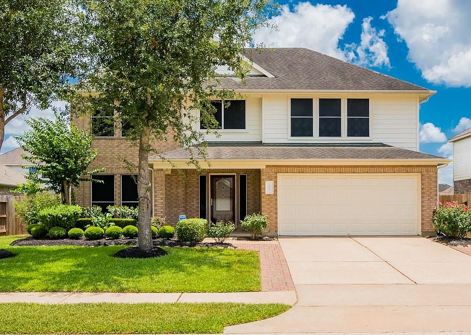 1st image of 3613 Canterbury Park Dr