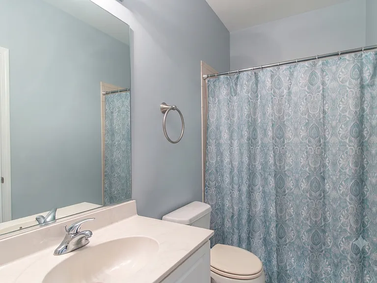 6 Beaconsfield Ct — Photo 16