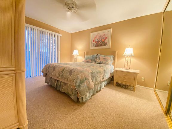 4th image of 9649 Spyglass Ave Unit 91