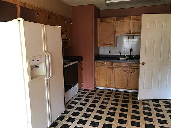4th image of 903 S Olive Dr