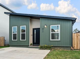 911 States Ave, Bentonville, AR 72713