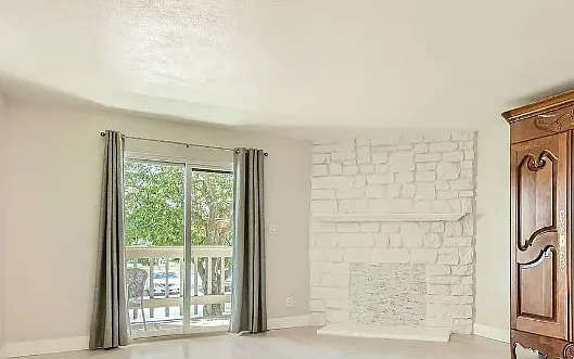 8225 E Fairmount Dr #101 — Photo 4