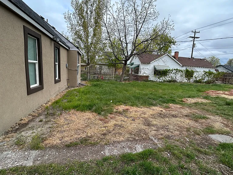 266 Jackson St — Photo 3