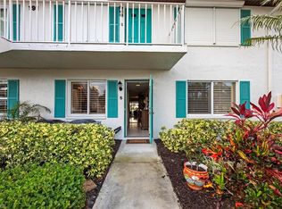191 Penny Ln APT 5, Naples, FL 34112