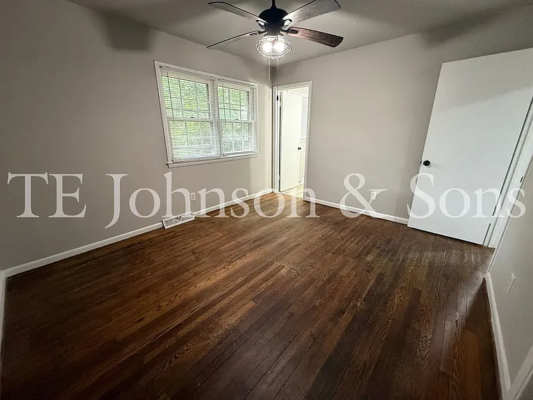 425 Cody Cir — Photo 26