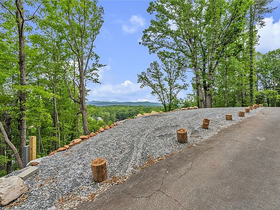 3rd image of 204 Whitewater Lake Rd