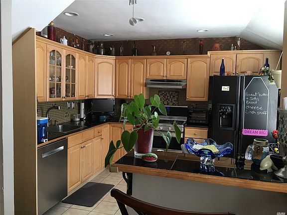 4th image of 619 Jayne Blvd