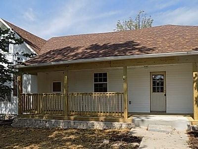600 W Cave Street, Ash Grove, MO, 65604