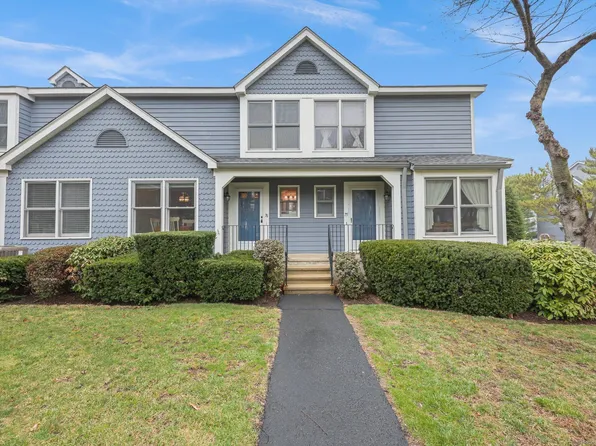 76 Fawn Ridge Lane #76, Norwalk, CT 06851