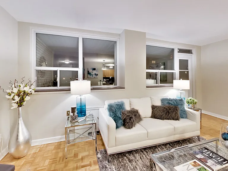 630 Roselawn Ave — Photo 42