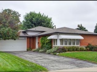 39 Glendower Cir #BASEMENT, Toronto, ON M1T2Z3