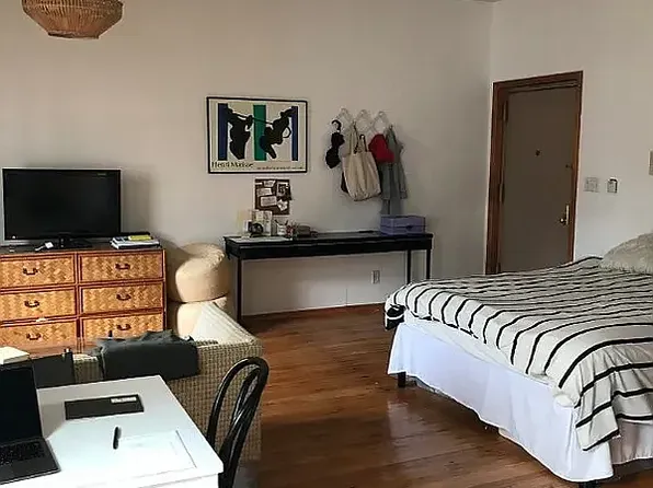 10 Havemeyer Street image 1 of 4