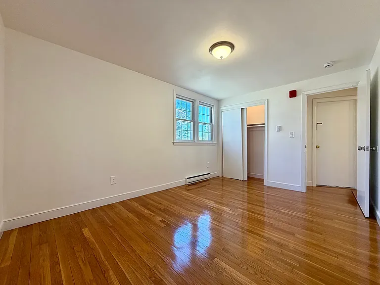 21 Park Ave #12 — Photo 10