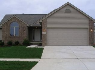 486 Coventry Cres, Dexter, MI 48130
