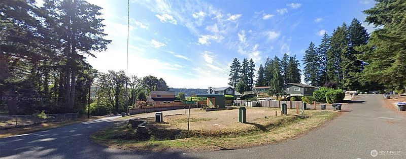 4th image of 21 NE Bryan Lane