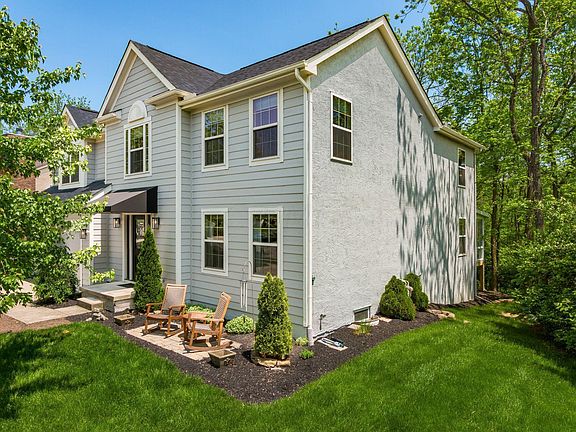 2nd image of 4133 Bryson Cove Cir