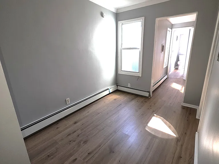 626 Eisenbrown St — Photo 7