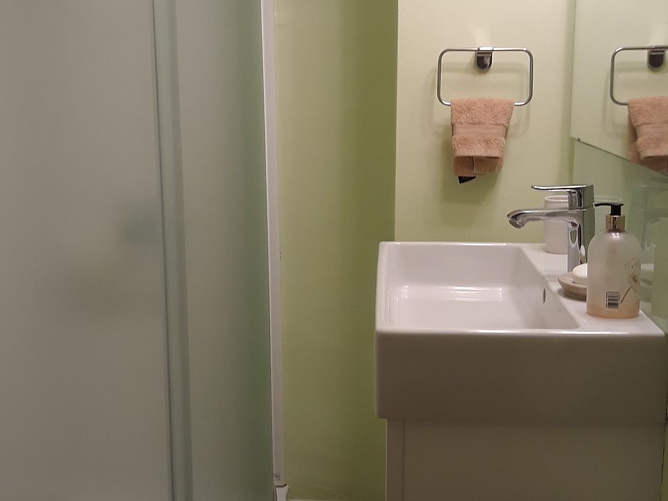 1st image of 4831 Crown Ave