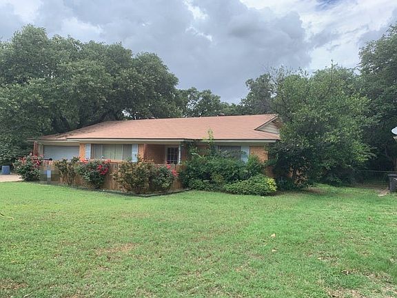 2nd image of 6913 Robinhood Ln
