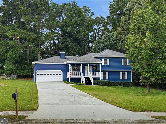 2nd image of 1151 Rocky Rd