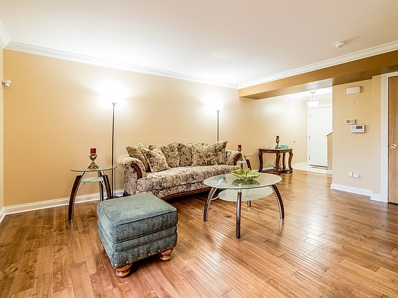 3rd image of 16609 Willow Walk Dr #16553