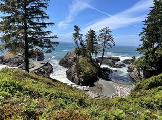 1188 Silver Spray Dr, Capital, BC V9Z1L8