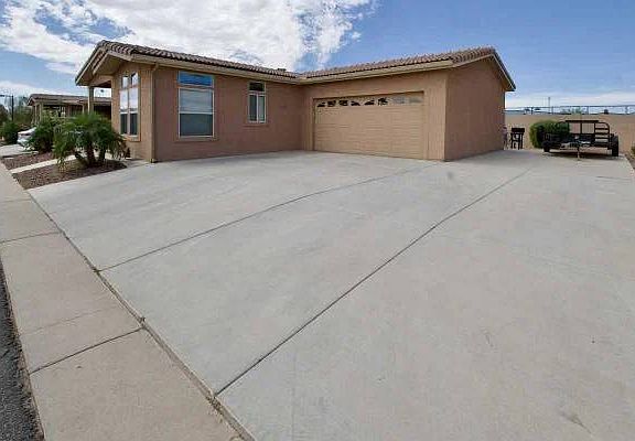 2nd image of 7373 E Us Highway 60 #317