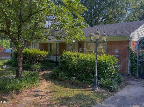 2612 Academy St, Sanford, NC 27332