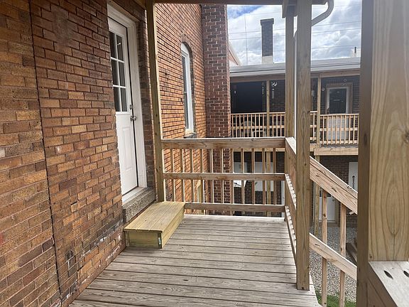 2nd image of 508 1/2 Commissioner St #3