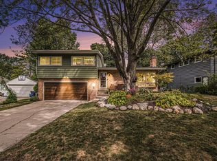 2531 Boston St SE, East Grand Rapids, MI