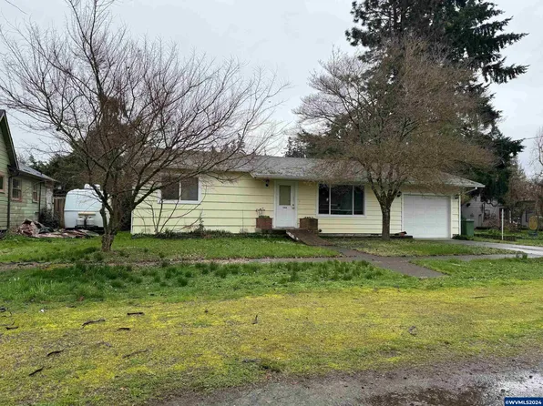 546 N 5th Ave, Stayton, OR 97383