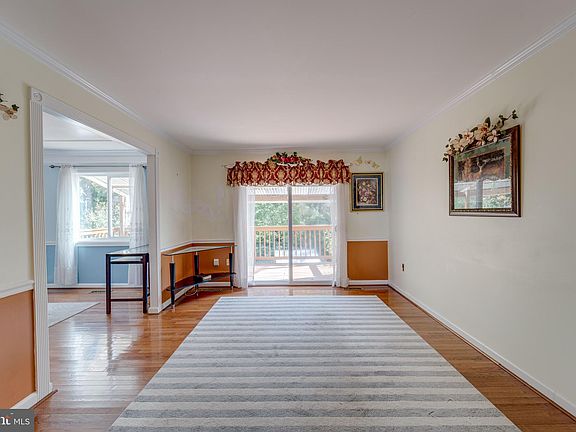 5th image of 2686 Seville Cir