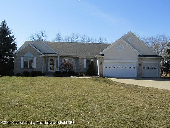 2nd image of 11644 Hardwood Dr