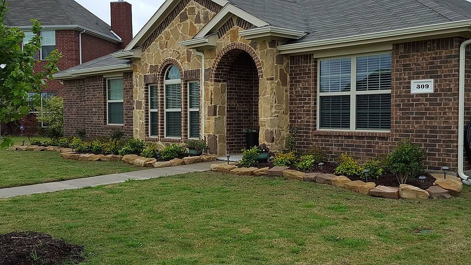 1st image of 309 Portland Ct