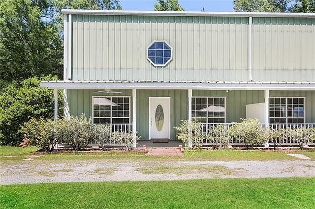 1st image of 25920 Browns Ln #1