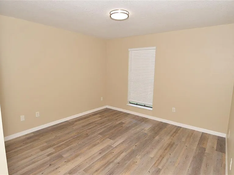 8764 Mallard Reserve Dr #101 — Photo 27
