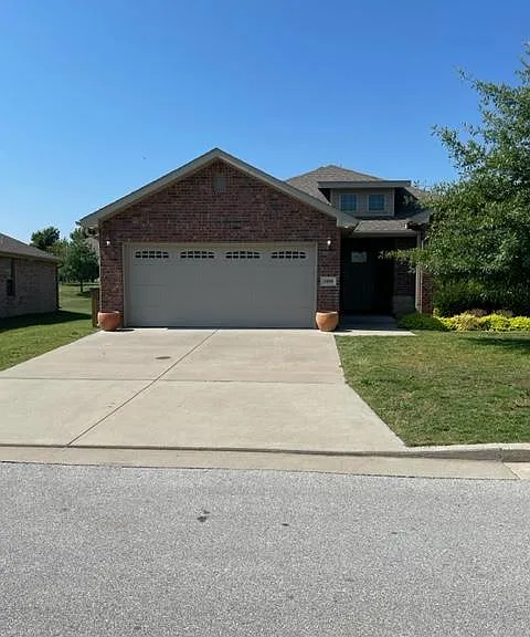 3408 Madison Rhian Ave — Photo 1