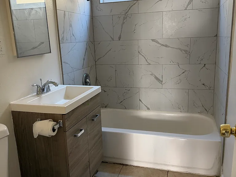 721 Ridgeway Ln #3 — Photo 7