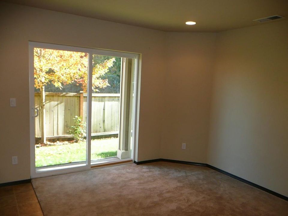 2nd image of 17717 79th Avenue Ct E