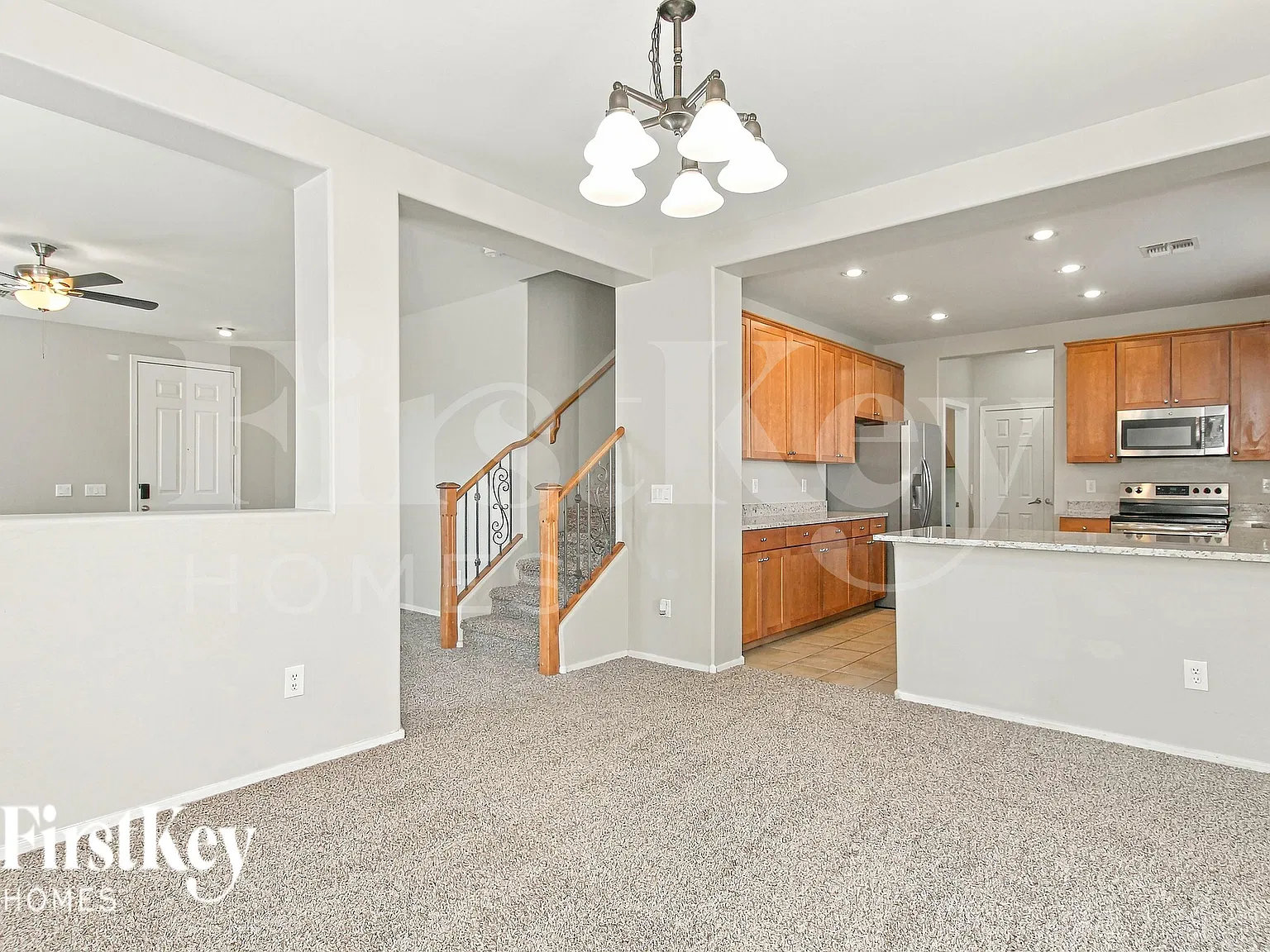 4 bed, 2.5 bath, 1980 sqft, $1,865 — Photo 4