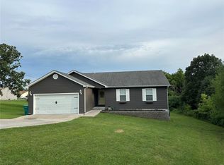 102 E Oak Ln, Owensville, MO 65066