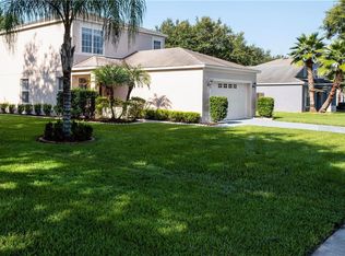 1121 Lake Shore Ranch Dr, Seffner, FL 33584