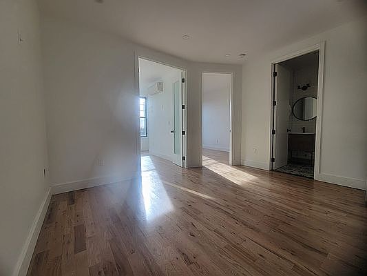5th image of 1257 Herkimer St Floor 3